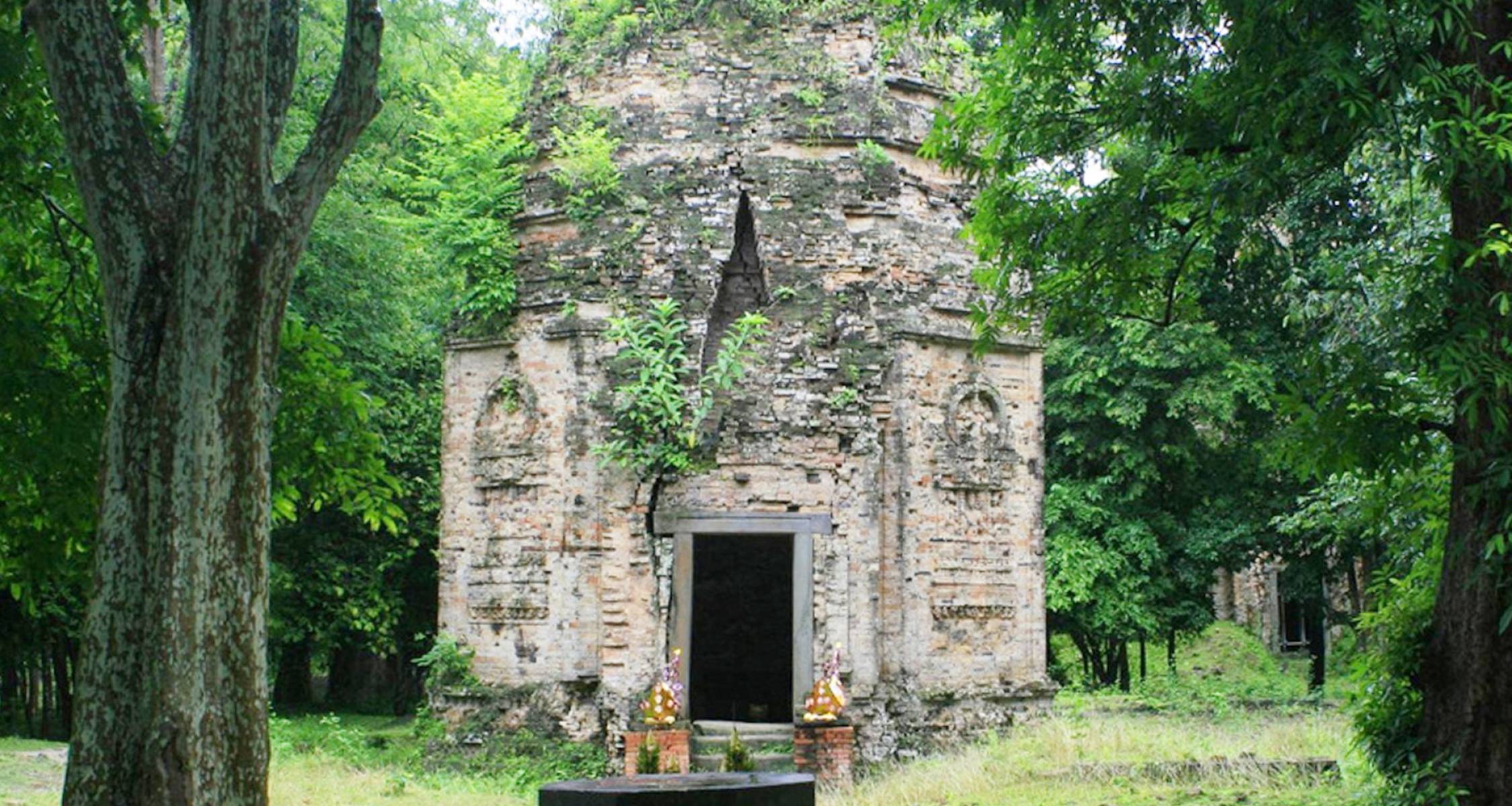 Hidden Temples of Kampong Thom: Beyond Sambor Prei Kuk